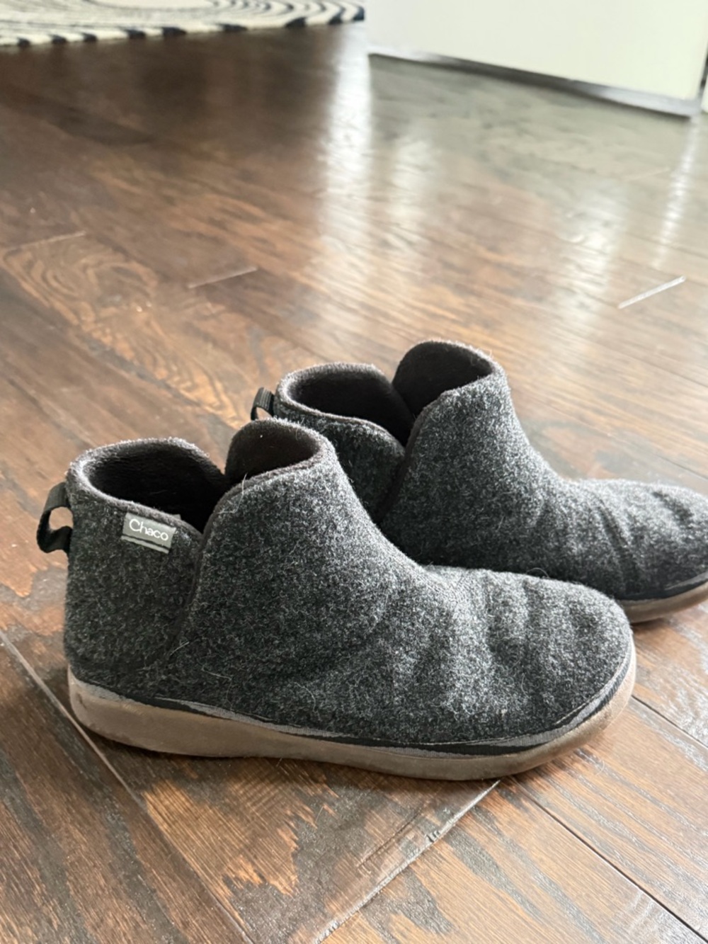 Chaco women’s Gray Wool Slip-On Booties